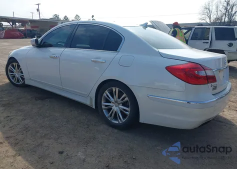 2012 Hyundai Genesis 3.8 z USA, uszkodzony, nr VIN KMHGC4DD6CU171676